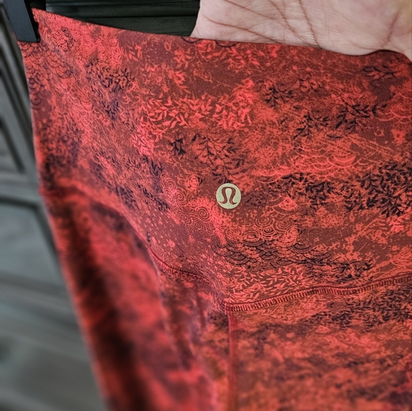 Lululemon Lunar New Year legging - Picture 8 of 11